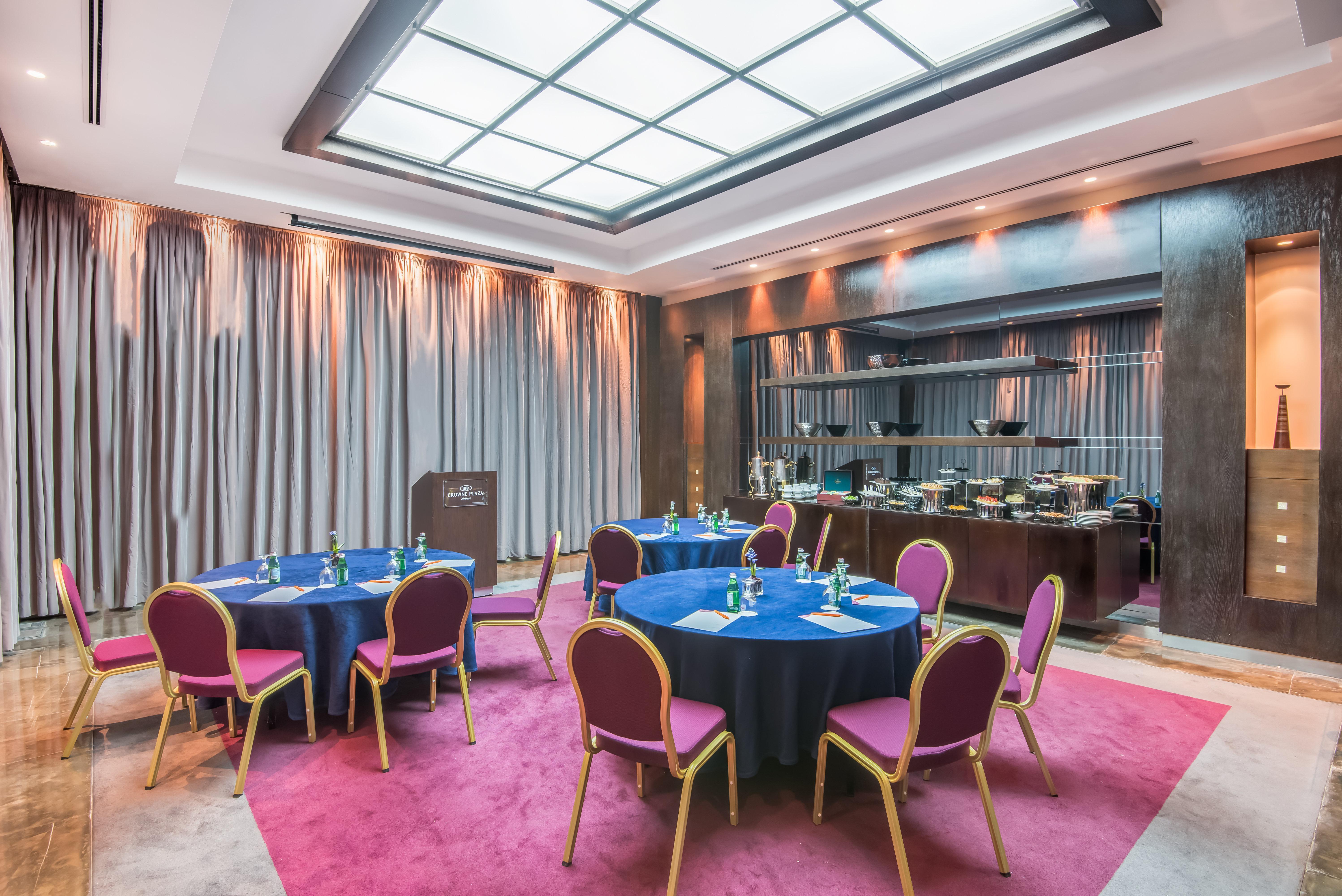 Crowne Plaza Amman By Ihg Hotel Exterior photo Meeting room