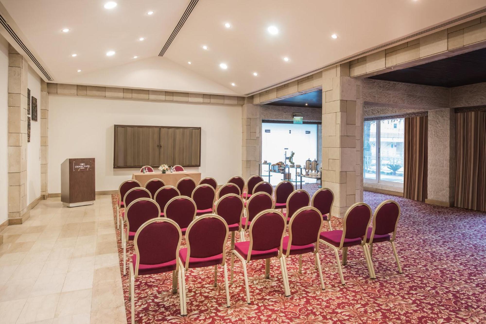 Crowne Plaza Amman By Ihg Hotel Exterior photo Meeting room